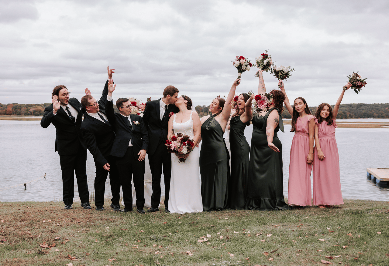 Hannah Ayotte & Jon Gabriel's wedding-image-41