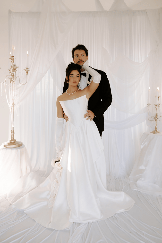 Editorial Romance with Timeless Autumn Charm photo 2