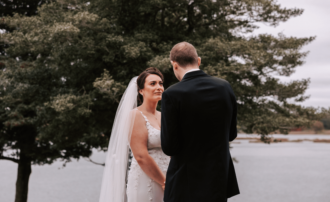 Hannah Ayotte & Jon Gabriel's wedding-image-15