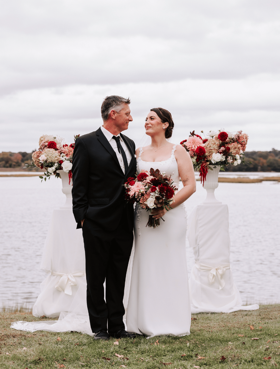 Hannah Ayotte & Jon Gabriel's wedding-image-25