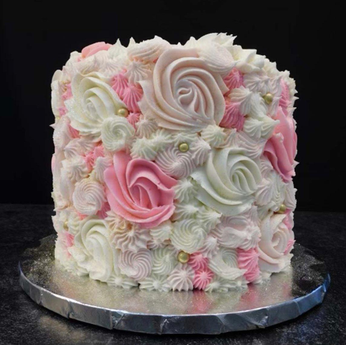 Cakes Plus portfolio 4