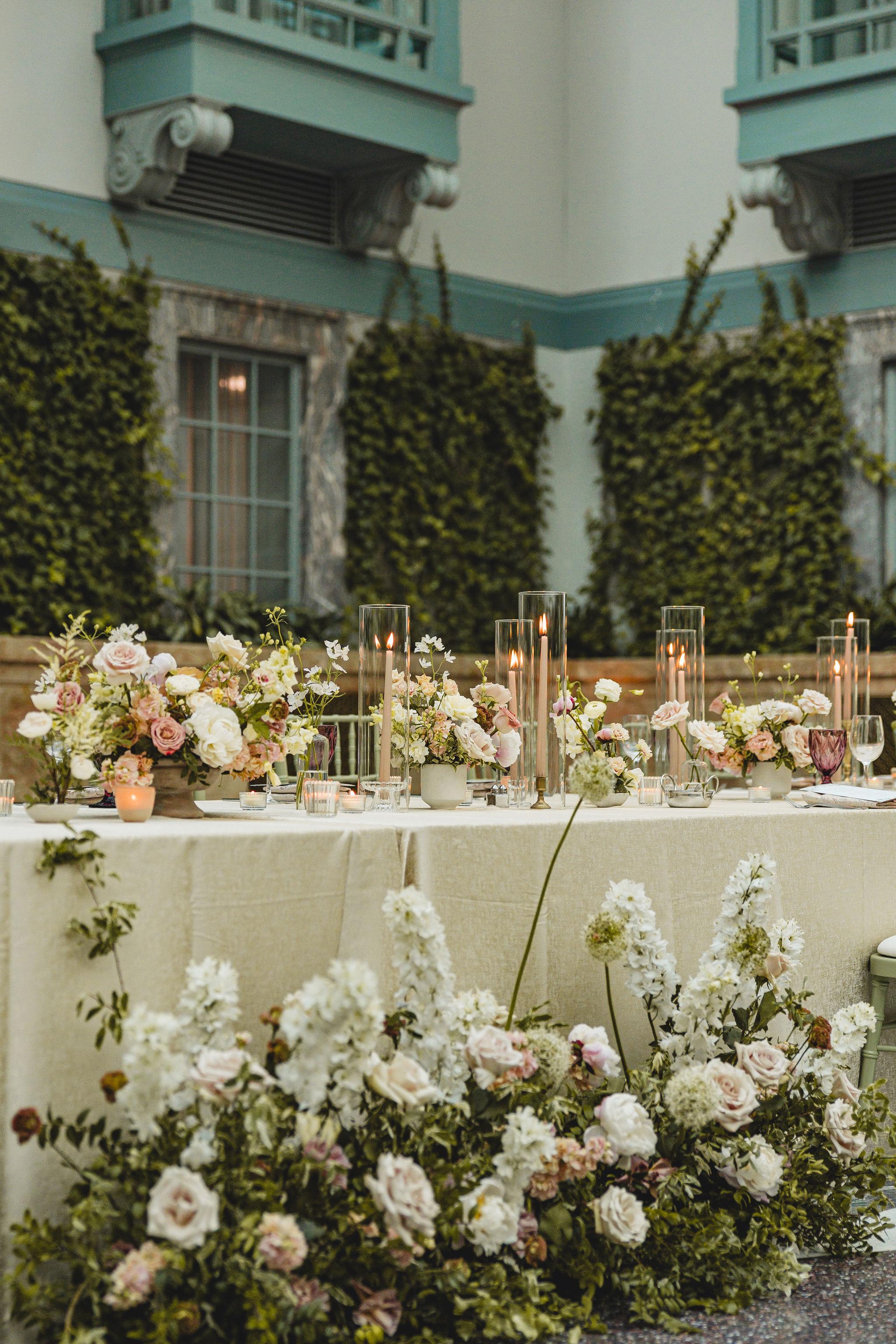 A Glamorous Summer Wedding at the Harold Washington Library 35