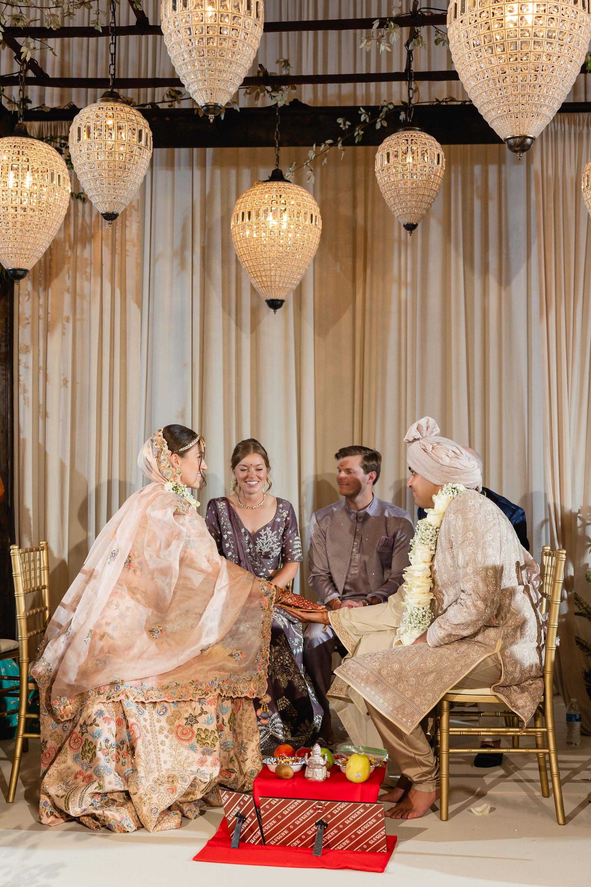 A Glamorous Summer Wedding at the Harold Washington Library 39