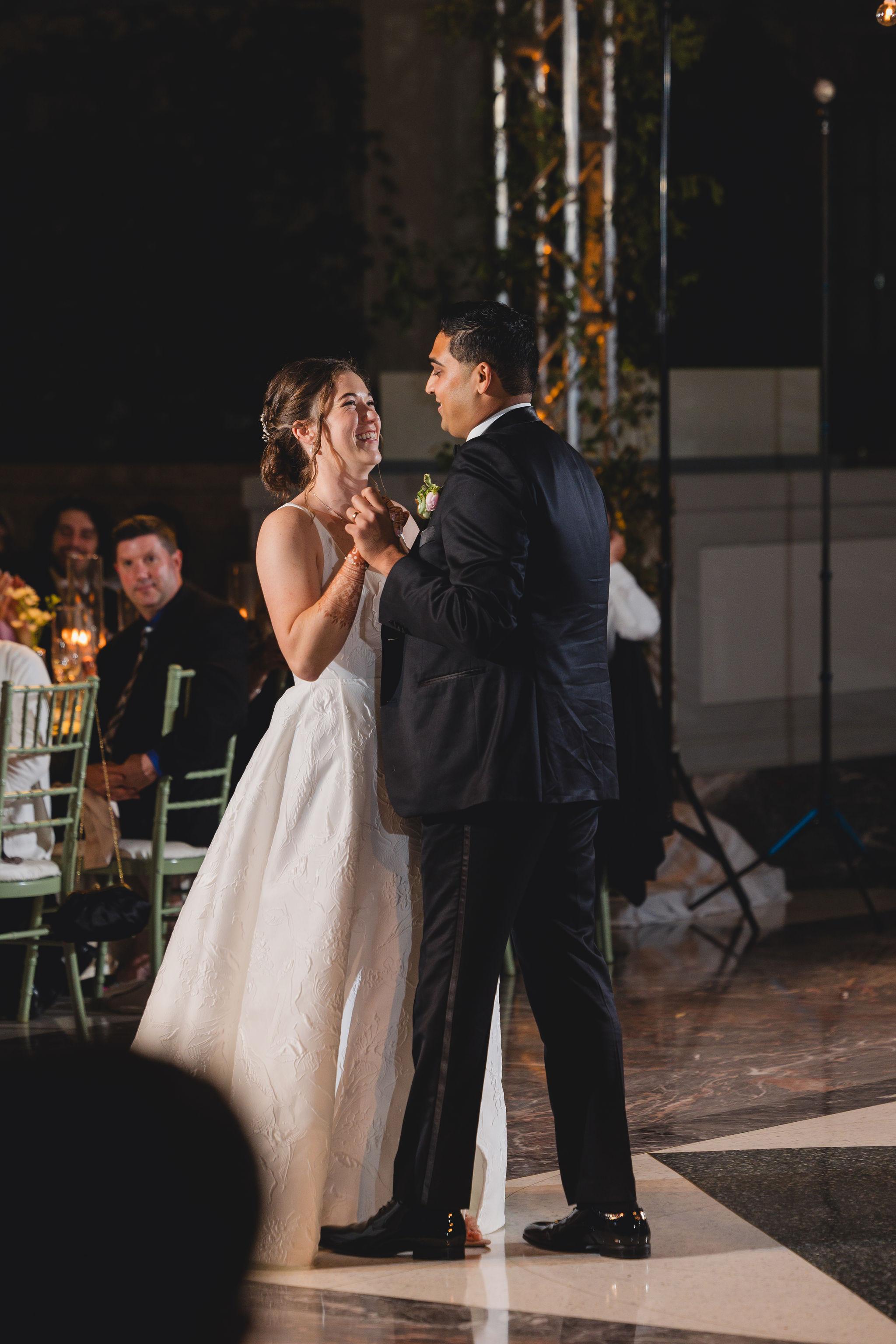 A Glamorous Summer Wedding at the Harold Washington Library 8