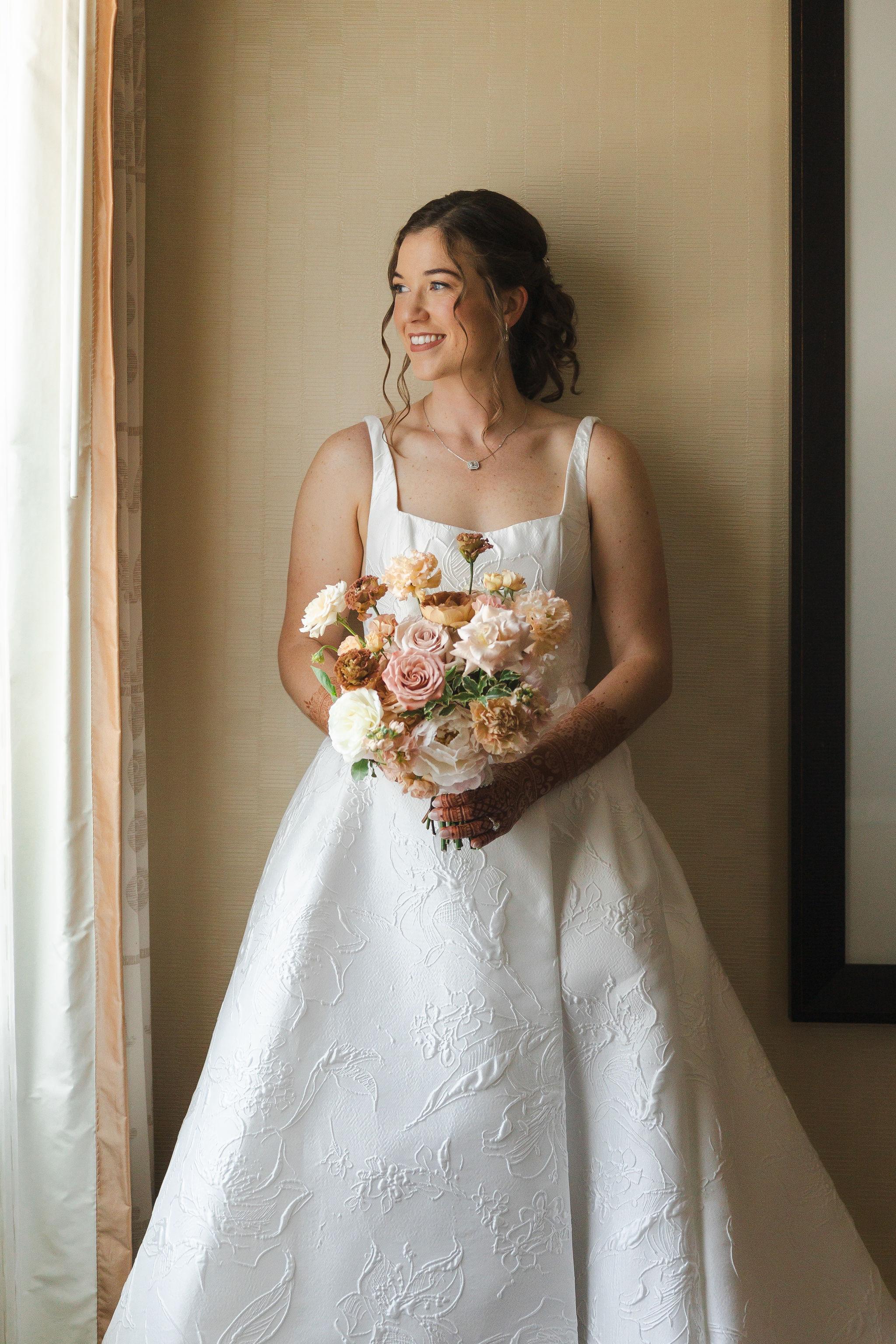 A Glamorous Summer Wedding at the Harold Washington Library 30