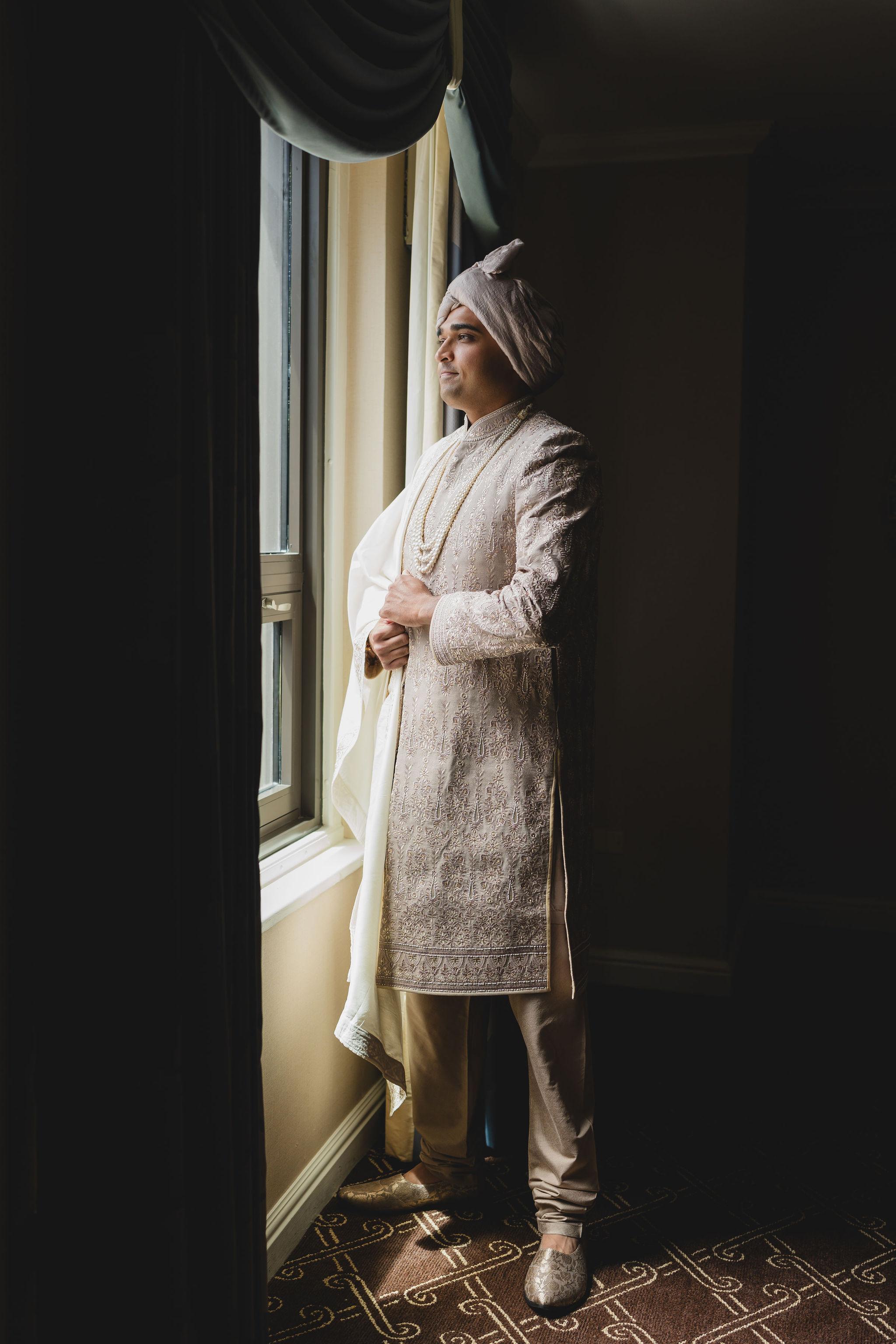 A Glamorous Summer Wedding at the Harold Washington Library 7