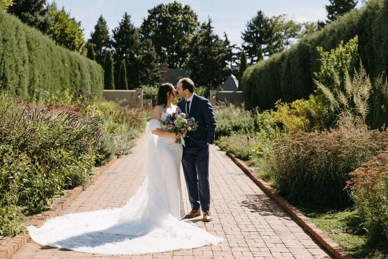 Sarah Grossi & Drake Taylor's wedding-image-58