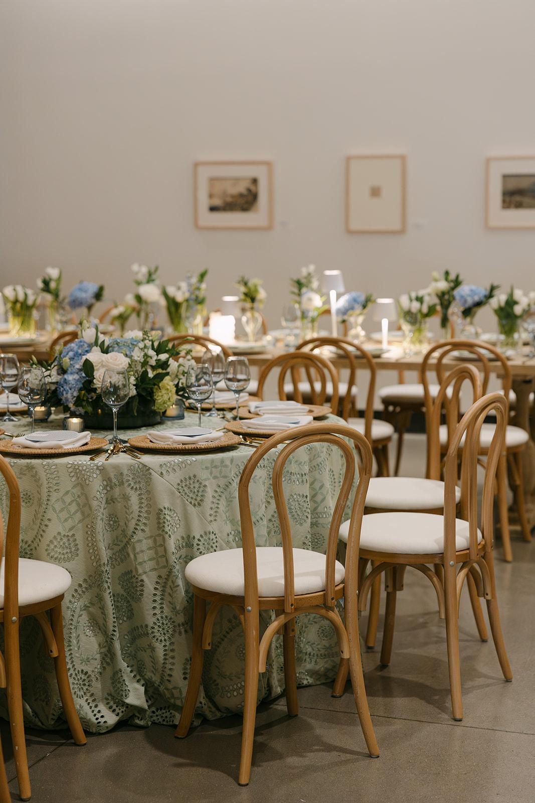 A Modern Spring Wedding at the Mark Arts Center 33