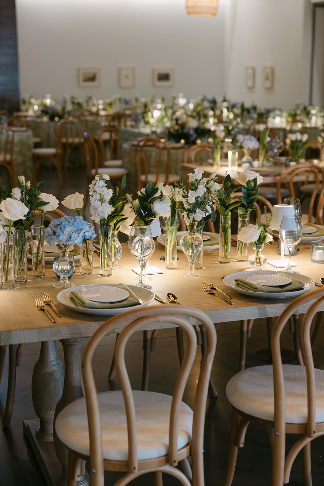A Modern Spring Wedding at the Mark Arts Center 37