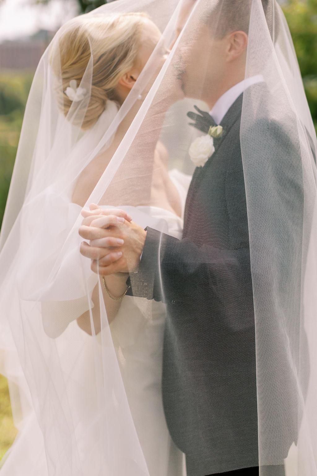 A Classic Summer Wedding at The Drake Hotel 16