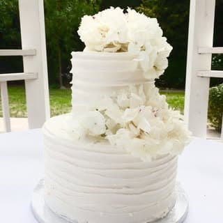 Layers Sensational Cakes portfolio 3