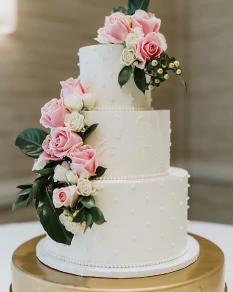 Layers Sensational Cakes portfolio 5