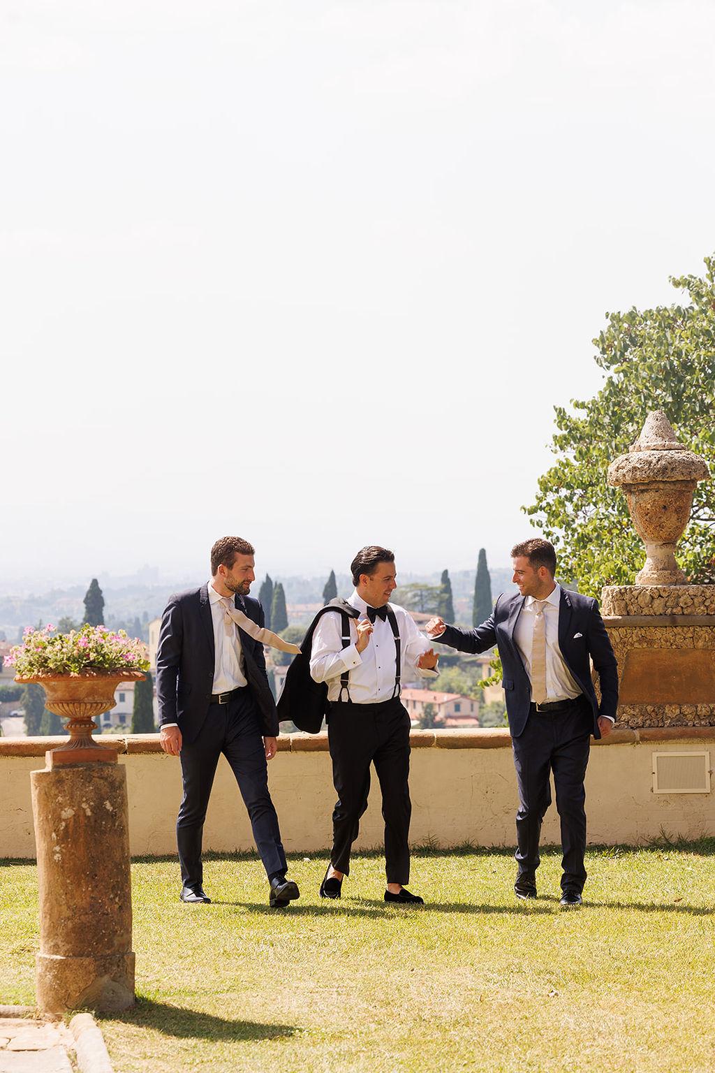 A Romantic Summer Wedding at Villa Gamberaia 45