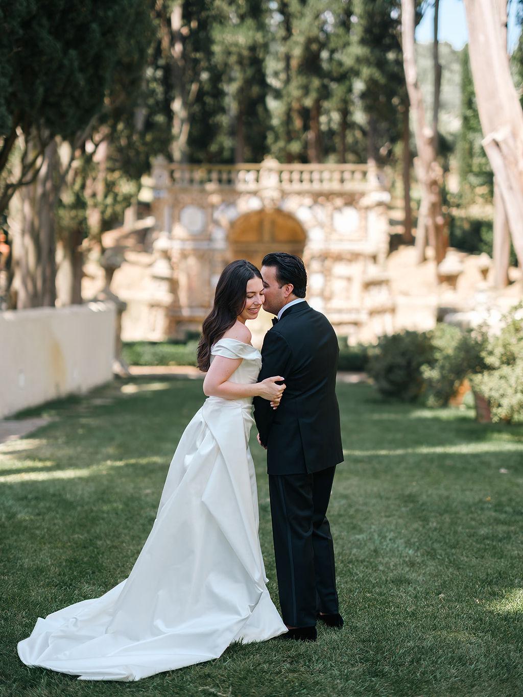 A Romantic Summer Wedding at Villa Gamberaia 12