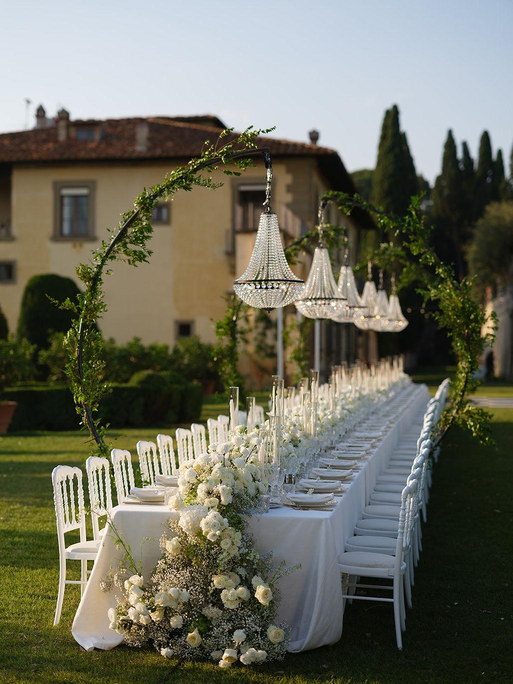 A Romantic Summer Wedding at Villa Gamberaia photo 4