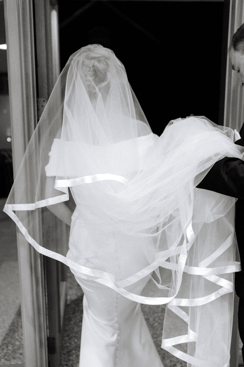 A Romantic Refinement Wedding in a Candlelit Ballroom photo 3