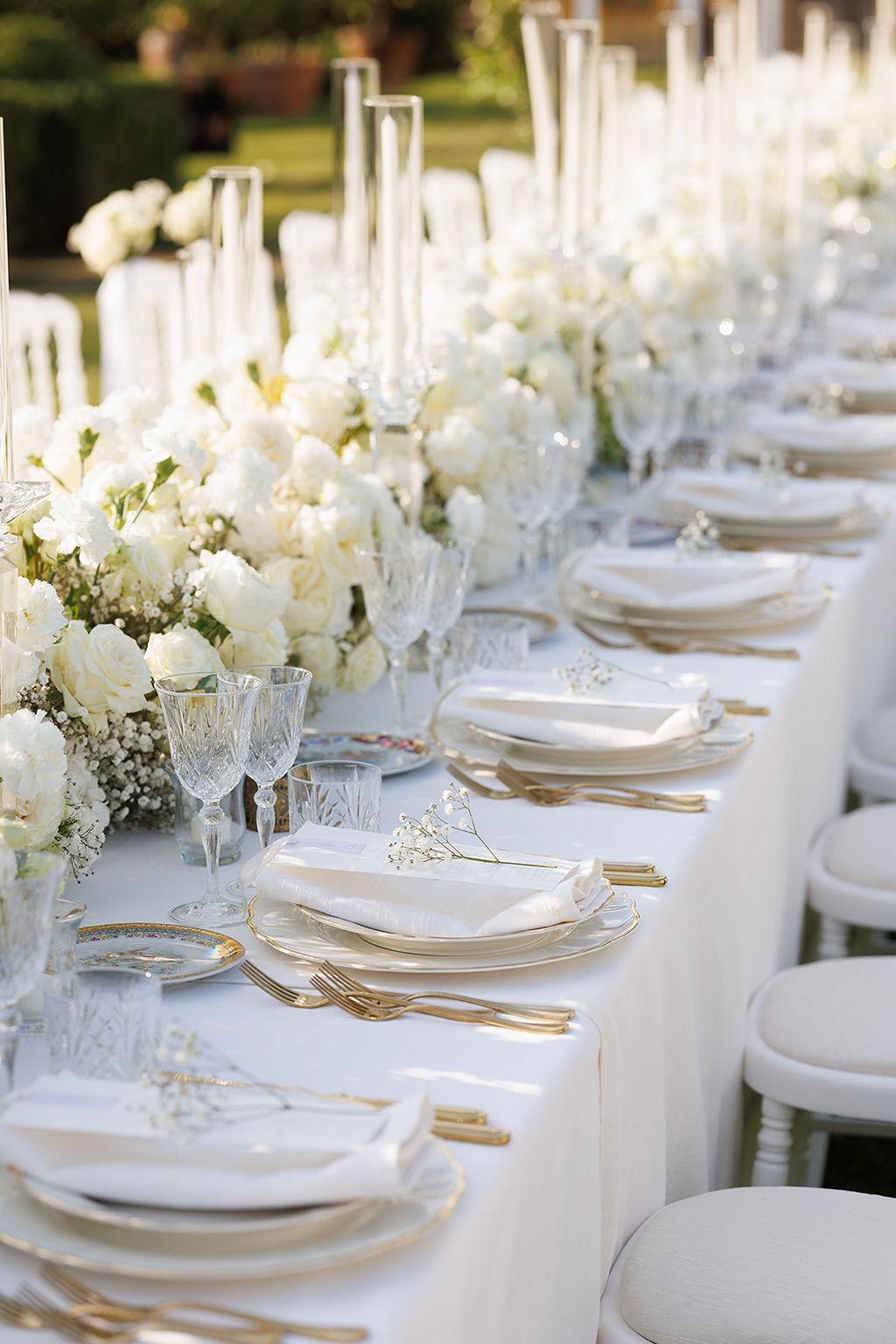 A Romantic Summer Wedding at Villa Gamberaia 17