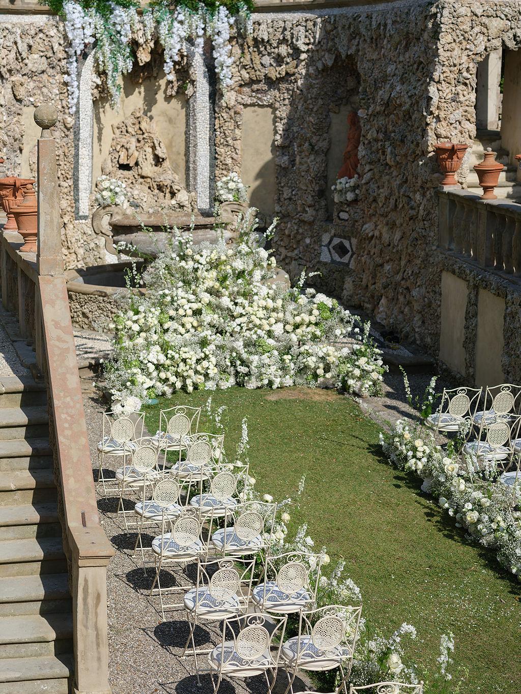 A Romantic Summer Wedding at Villa Gamberaia 64