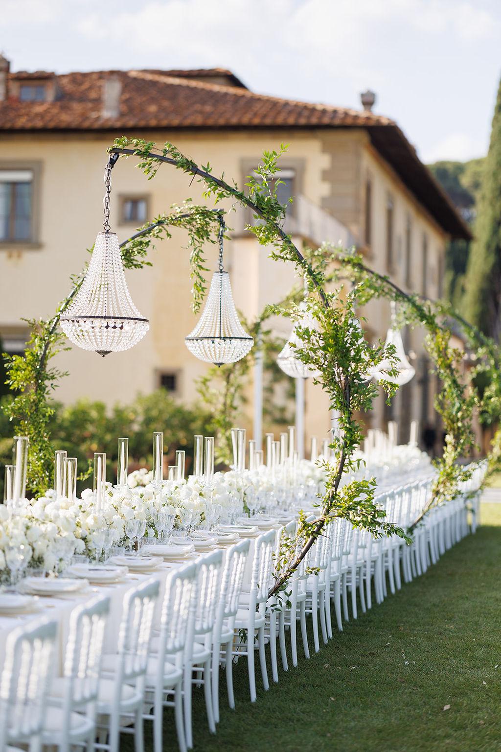 A Romantic Summer Wedding at Villa Gamberaia 41
