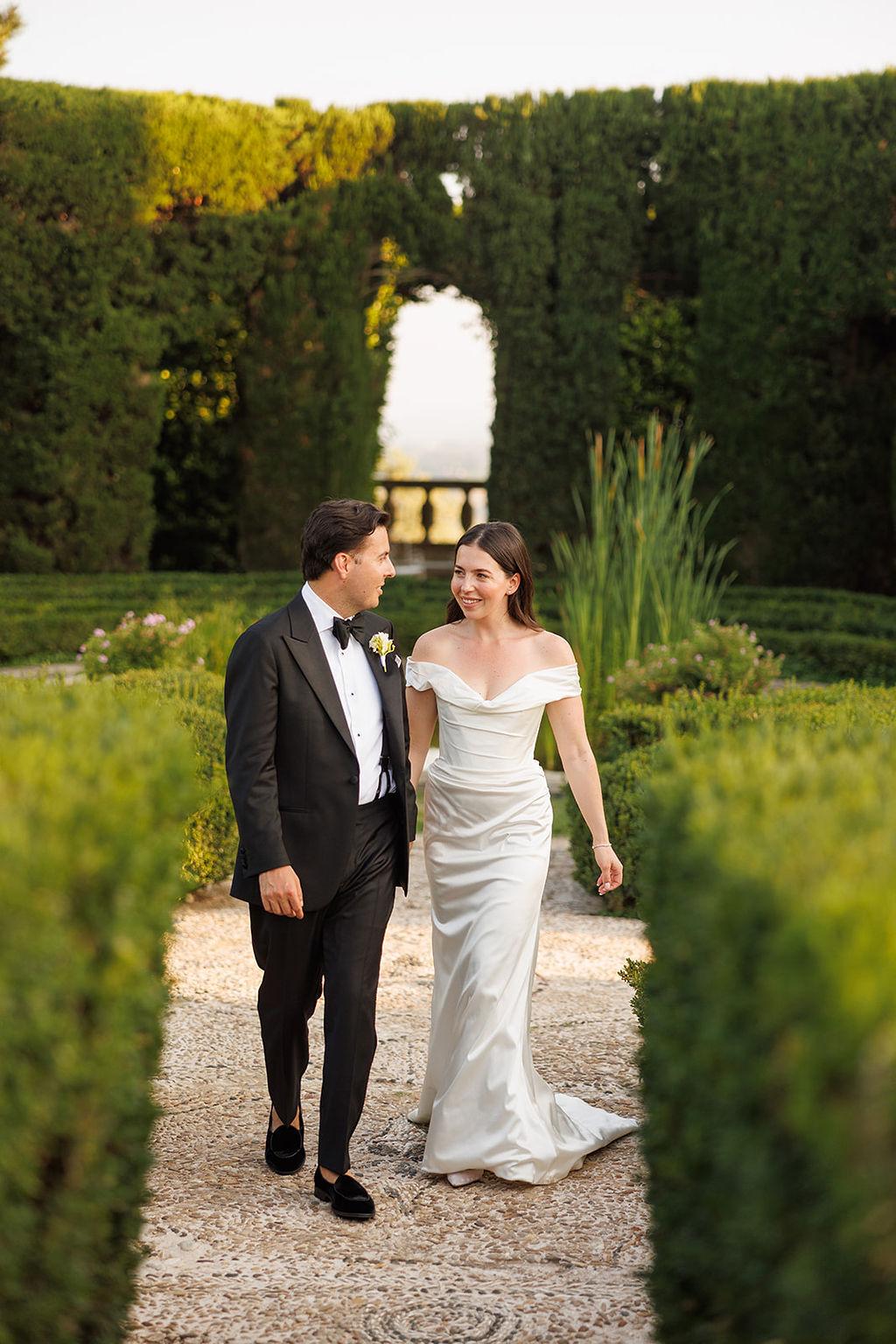 A Romantic Summer Wedding at Villa Gamberaia 29