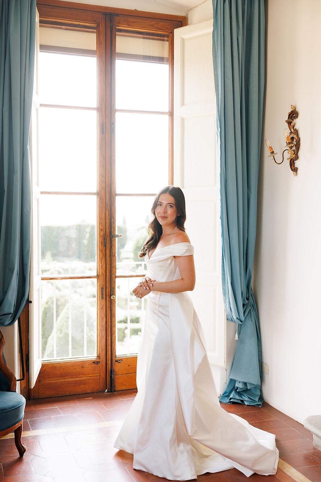A Romantic Summer Wedding at Villa Gamberaia 8