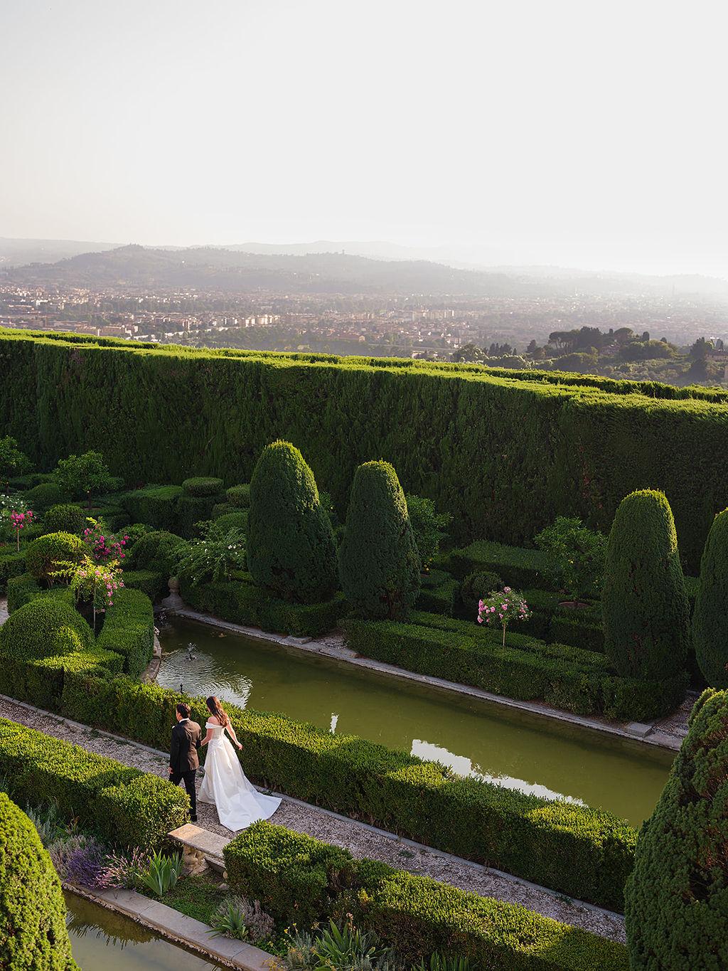 A Romantic Summer Wedding at Villa Gamberaia 53