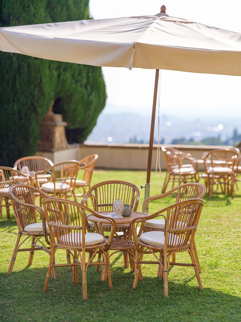 A Romantic Summer Wedding at Villa Gamberaia 47