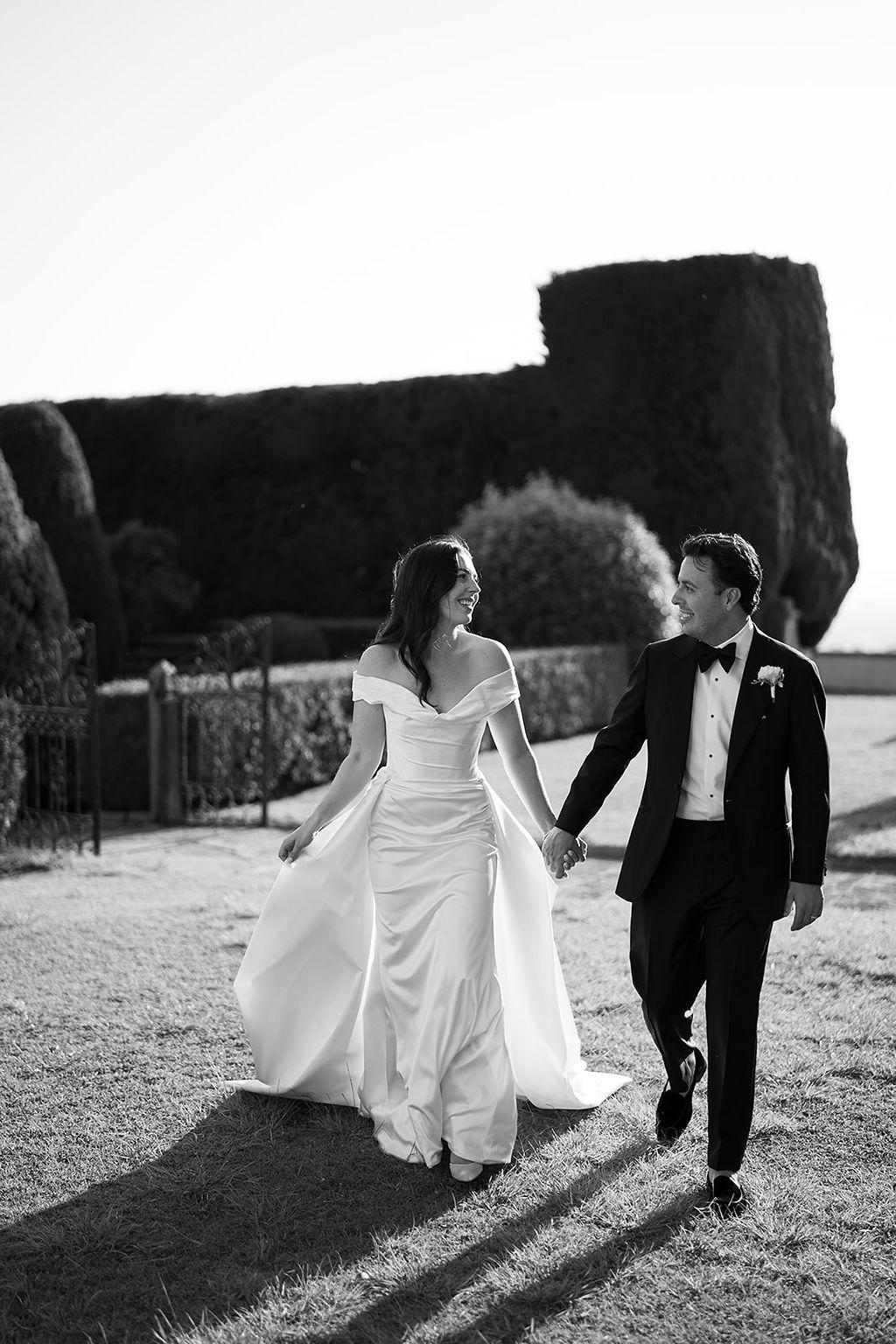 A Romantic Summer Wedding at Villa Gamberaia 18