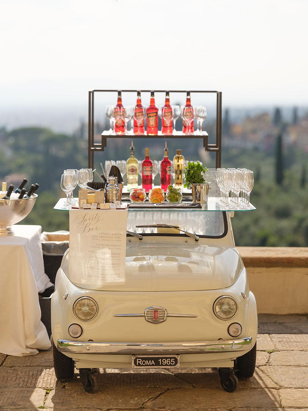 A Romantic Summer Wedding at Villa Gamberaia 28