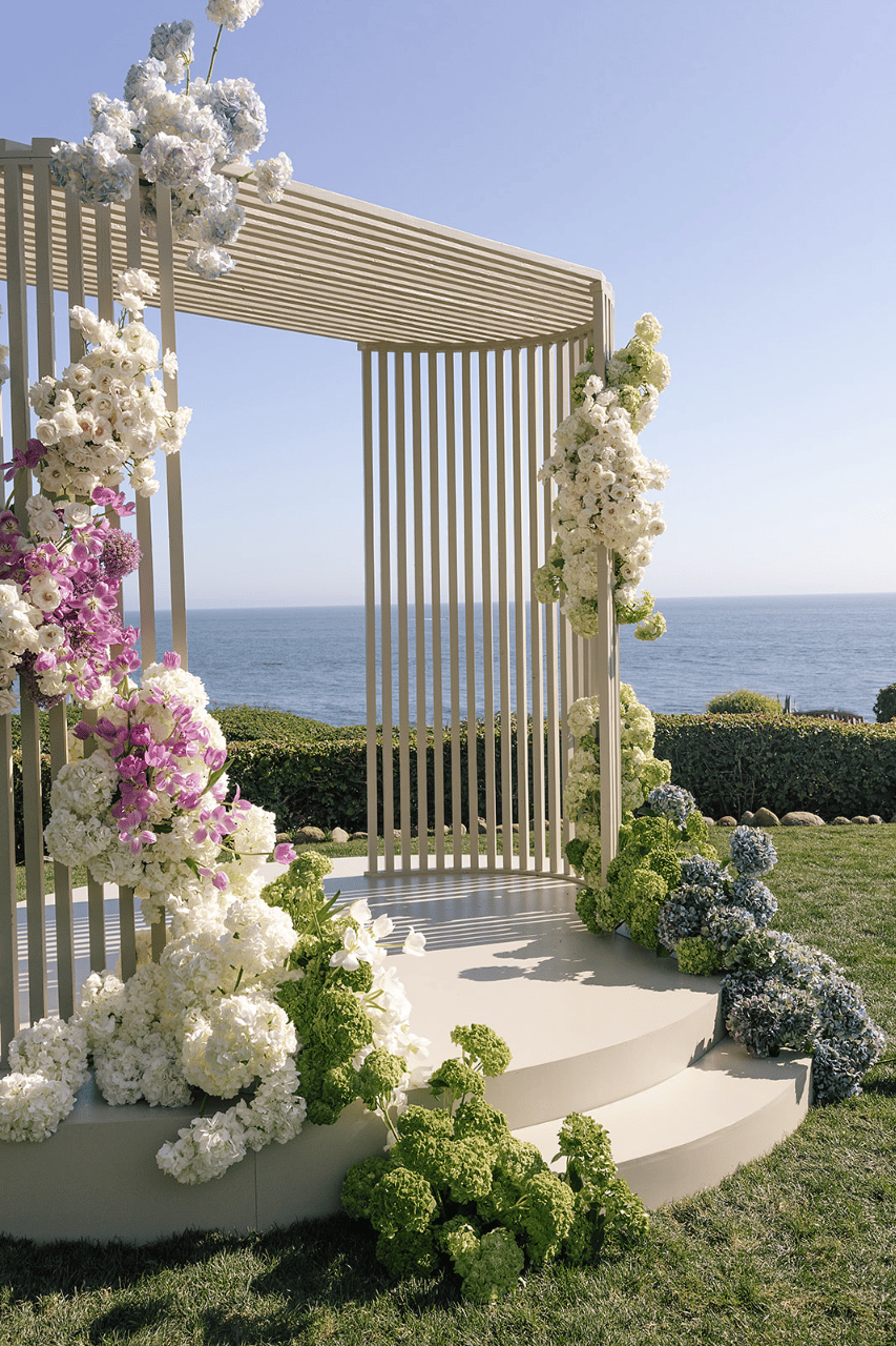 A Bold and Effortless Affair by the Pacific Sea photo 3