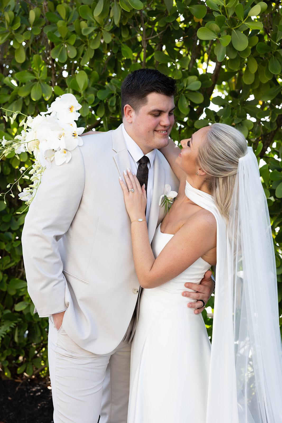 A Modern Summer Wedding at the JW Marriott Marco Island 33