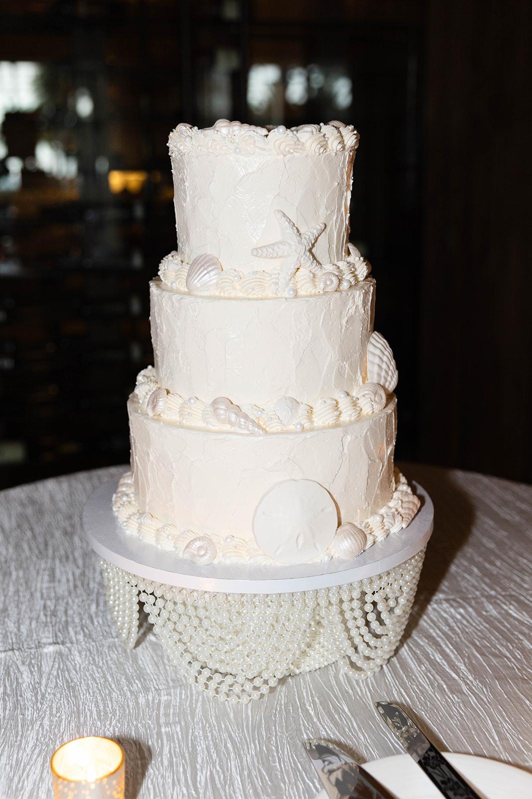 A Modern Summer Wedding at the JW Marriott Marco Island 19