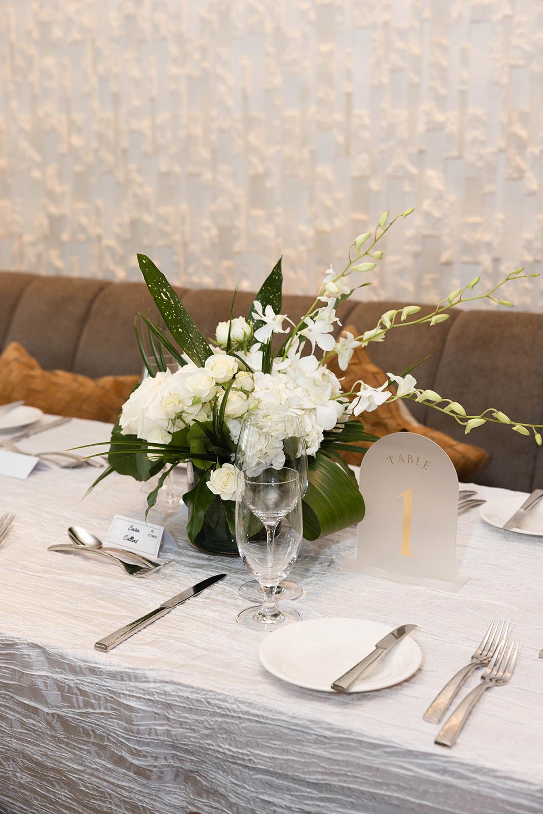 A Modern Summer Wedding at the JW Marriott Marco Island 25