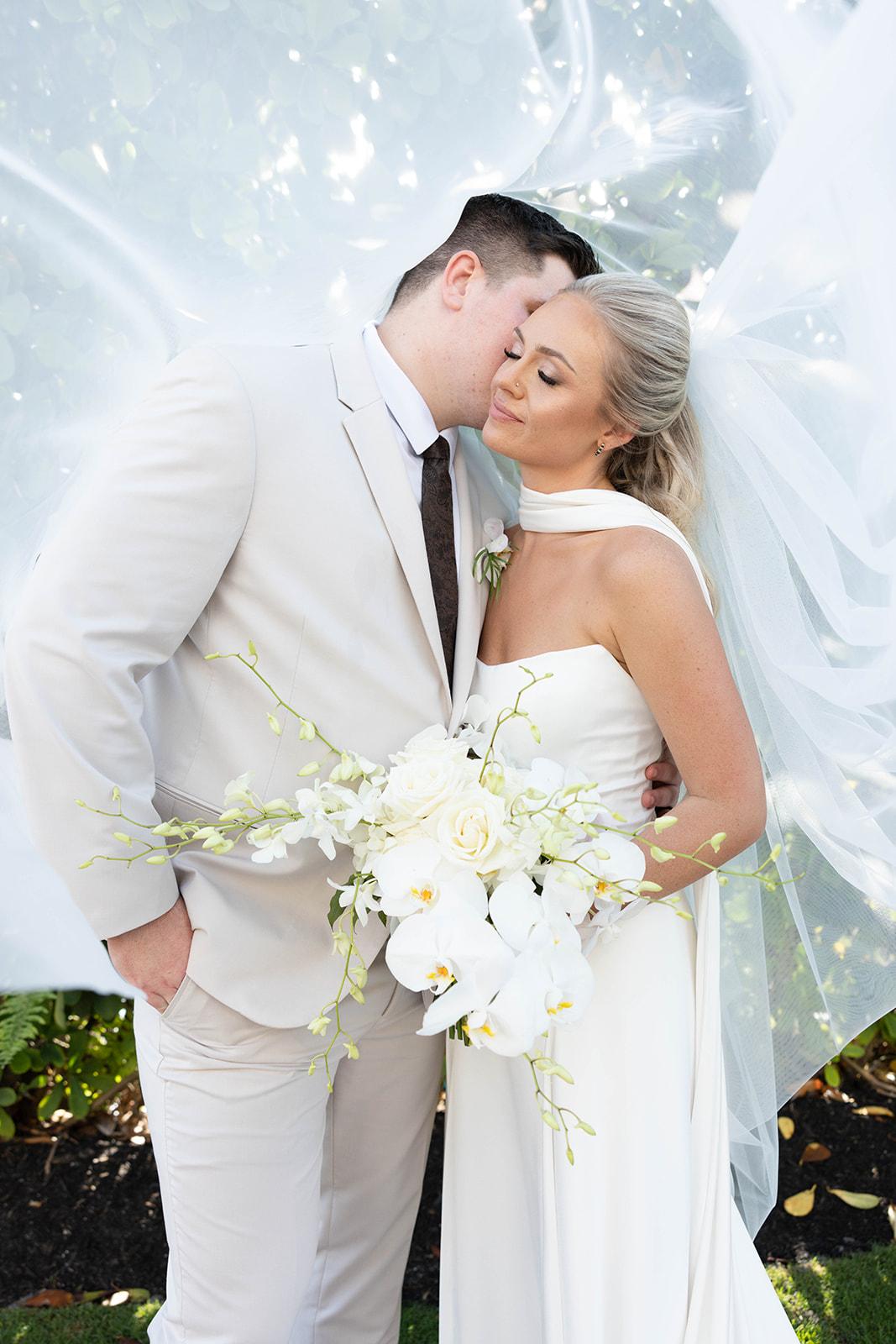 A Modern Summer Wedding at the JW Marriott Marco Island 14