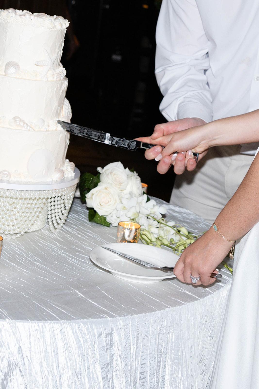 A Modern Summer Wedding at the JW Marriott Marco Island 16