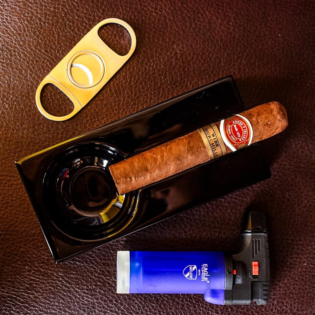 Cabo Cigar Roller