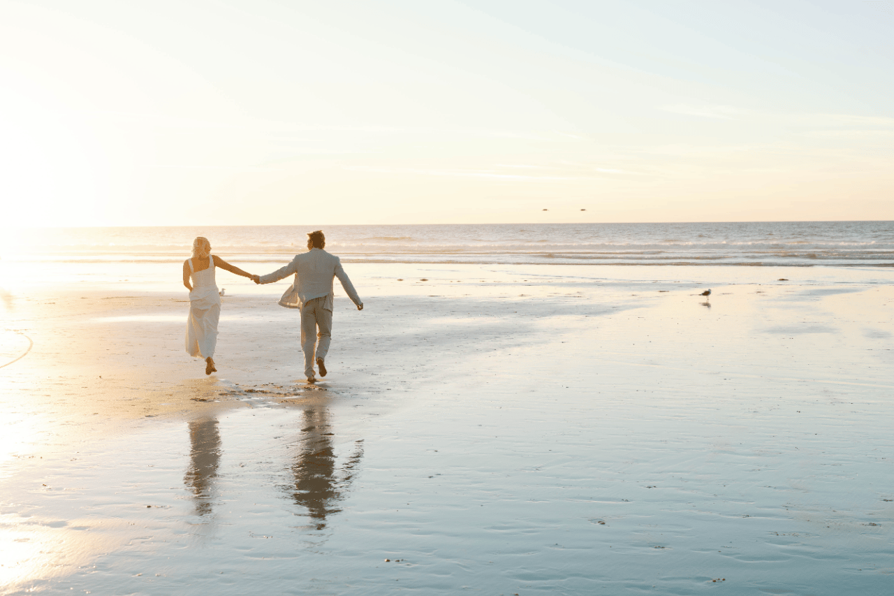 An Effortlessly Romantic Seaside Elopement photo 3