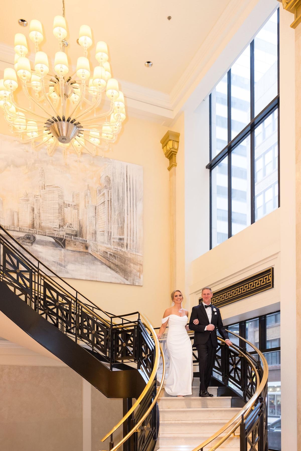 A Glamorous Fall Wedding at the Art Institute of Chicago 21