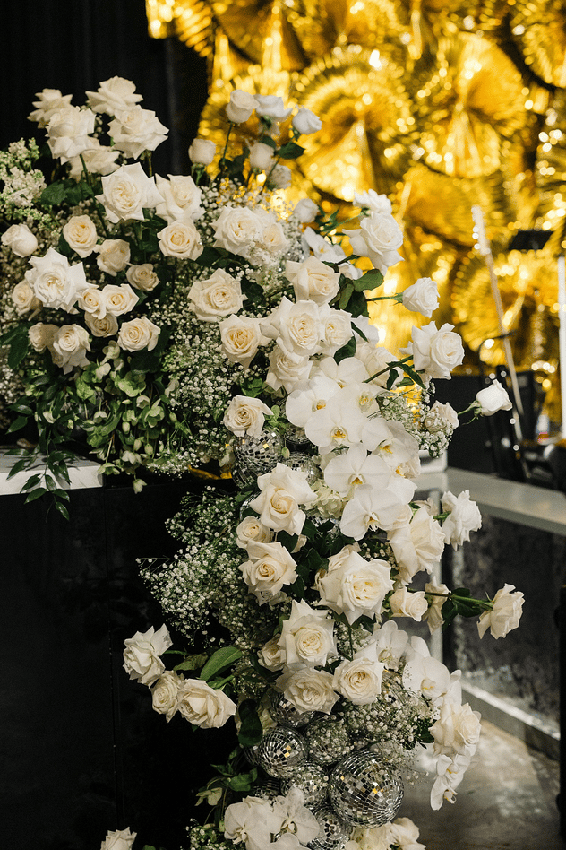 Glamorous and Vibrant Year-End Wedding at The Revaire 14