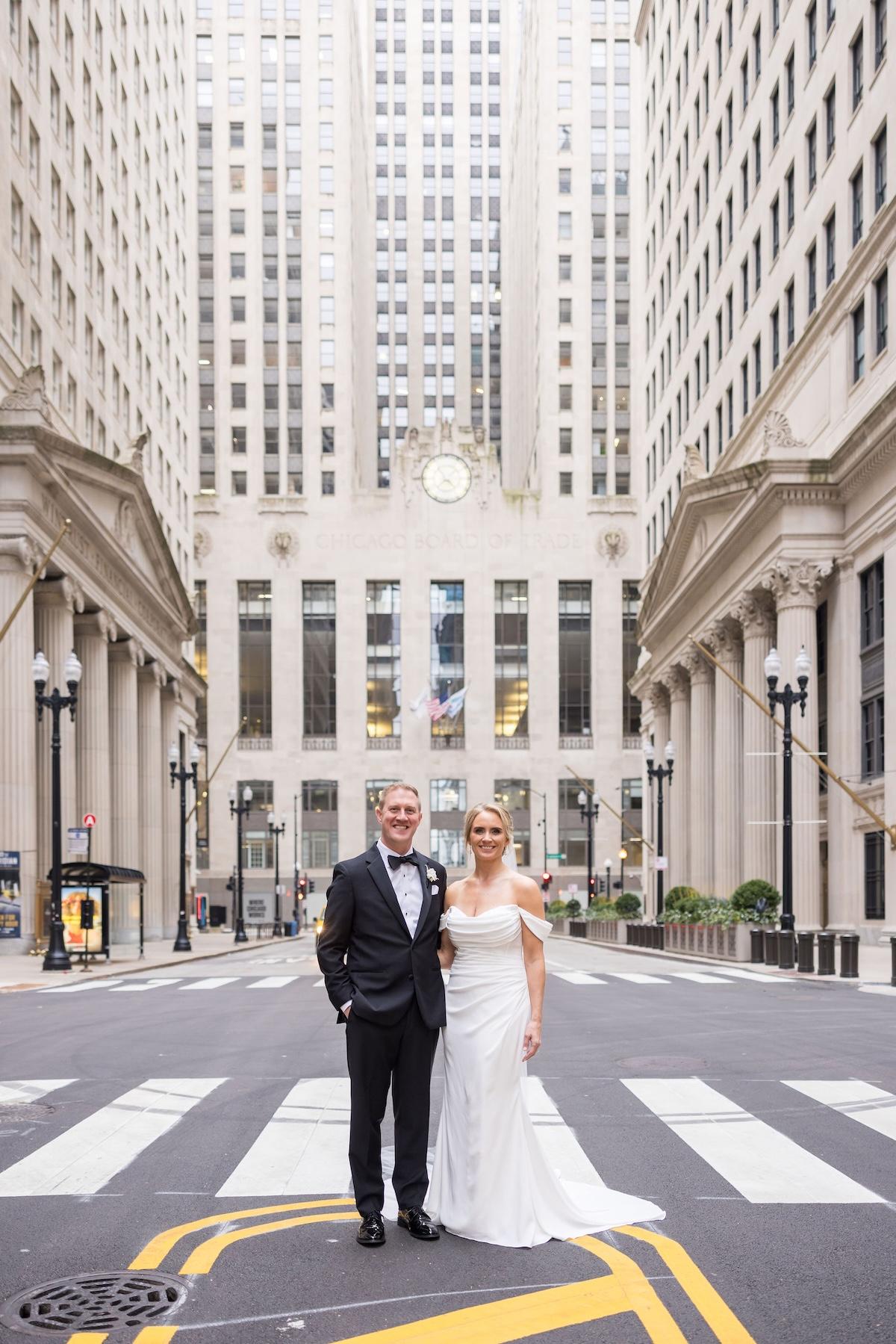A Glamorous Fall Wedding at the Art Institute of Chicago photo 2
