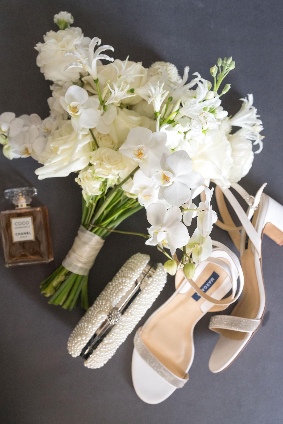 A Glamorous Fall Wedding at the Art Institute of Chicago