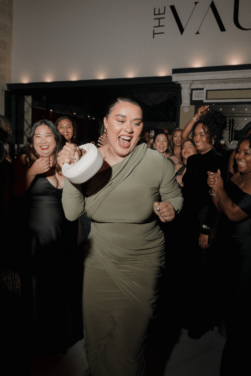 A Bold and Romantic Winter Celebration at The Vault photo 3