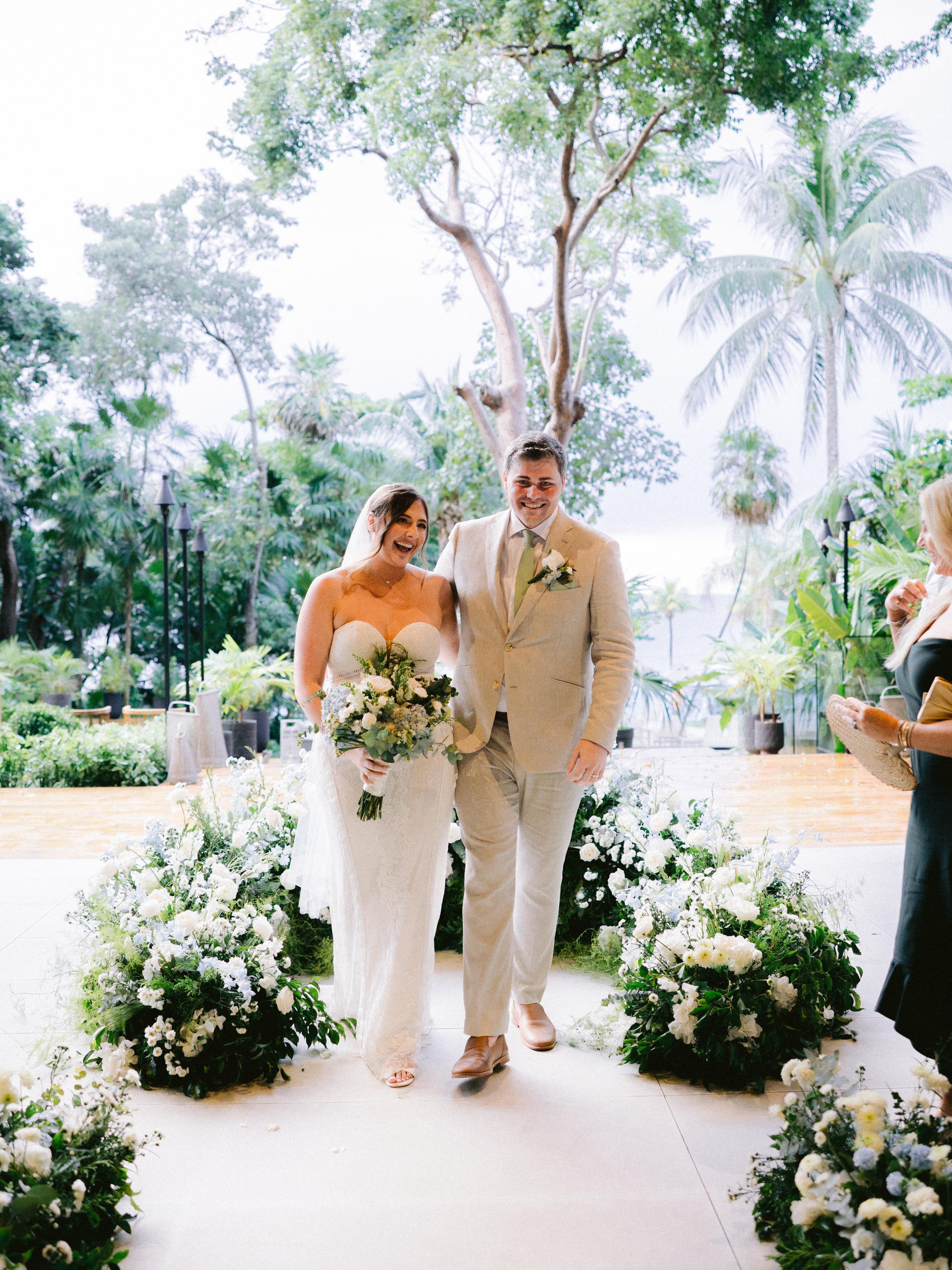 An Intimate Seaside Celebration in Honduras photo 4