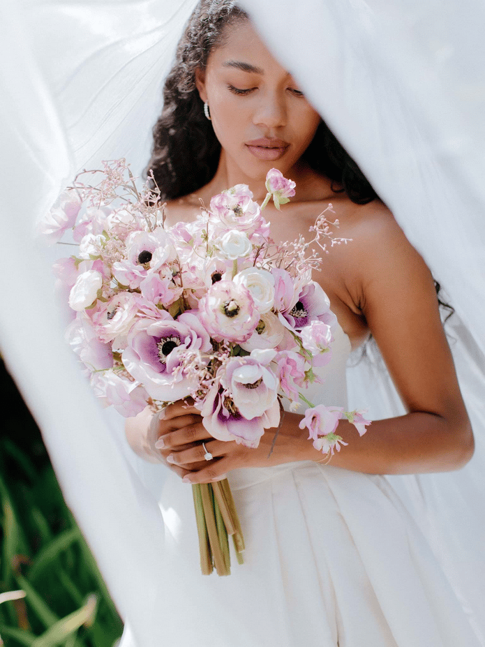 Marlowe Bridal Bouquet (Blanc)
