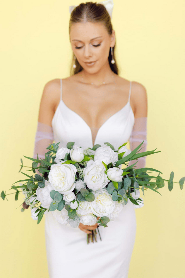 Jane Bridal Bouquet (Hand-tied)