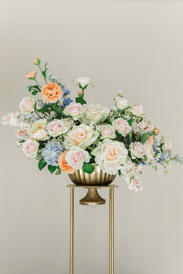 Kate Grand Centerpiece