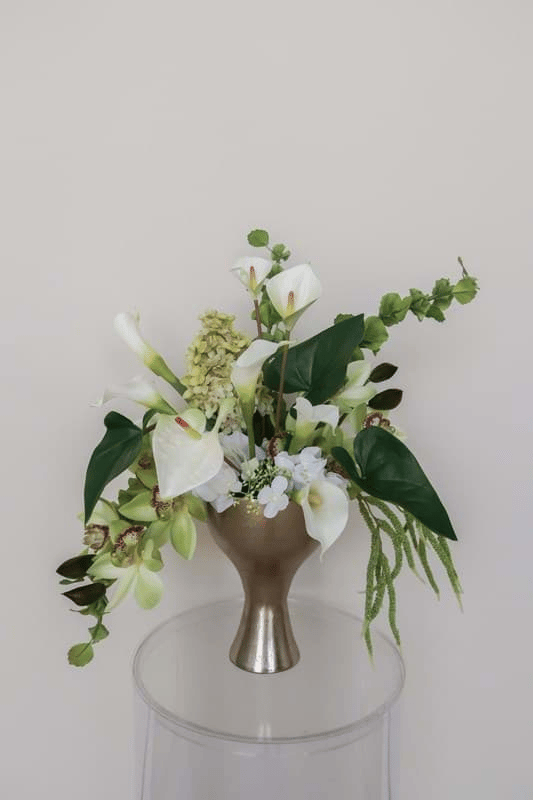 Zayah Large Centerpiece