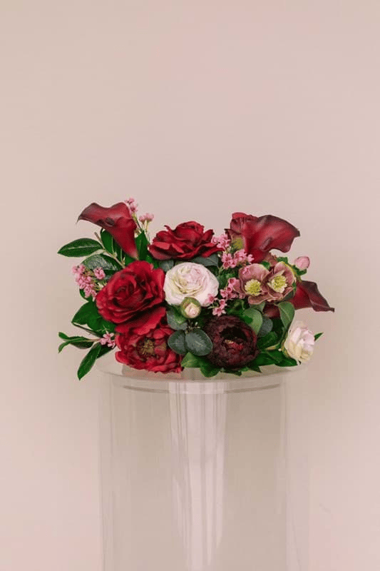 Stella Vaseless Centerpiece