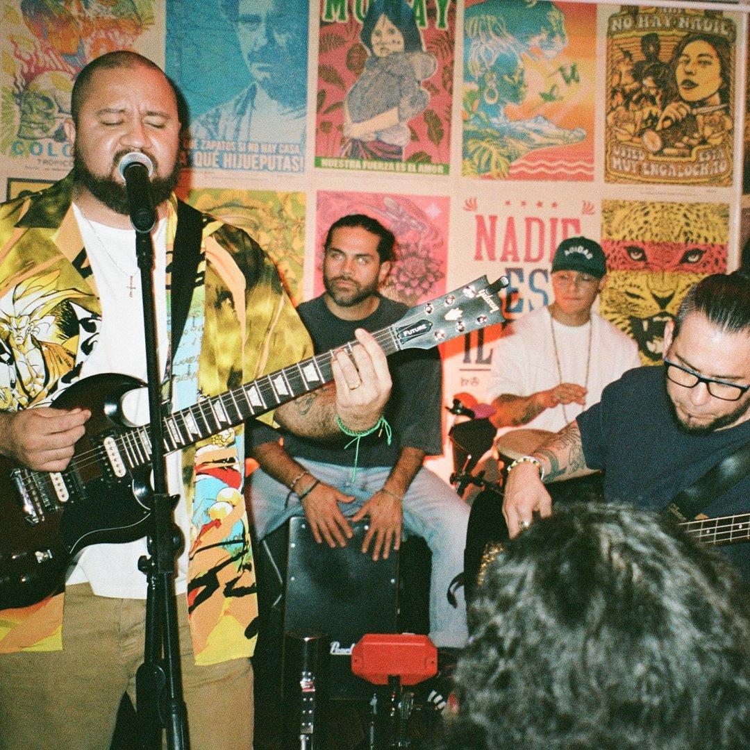 DeRaiz Band portfolio 4