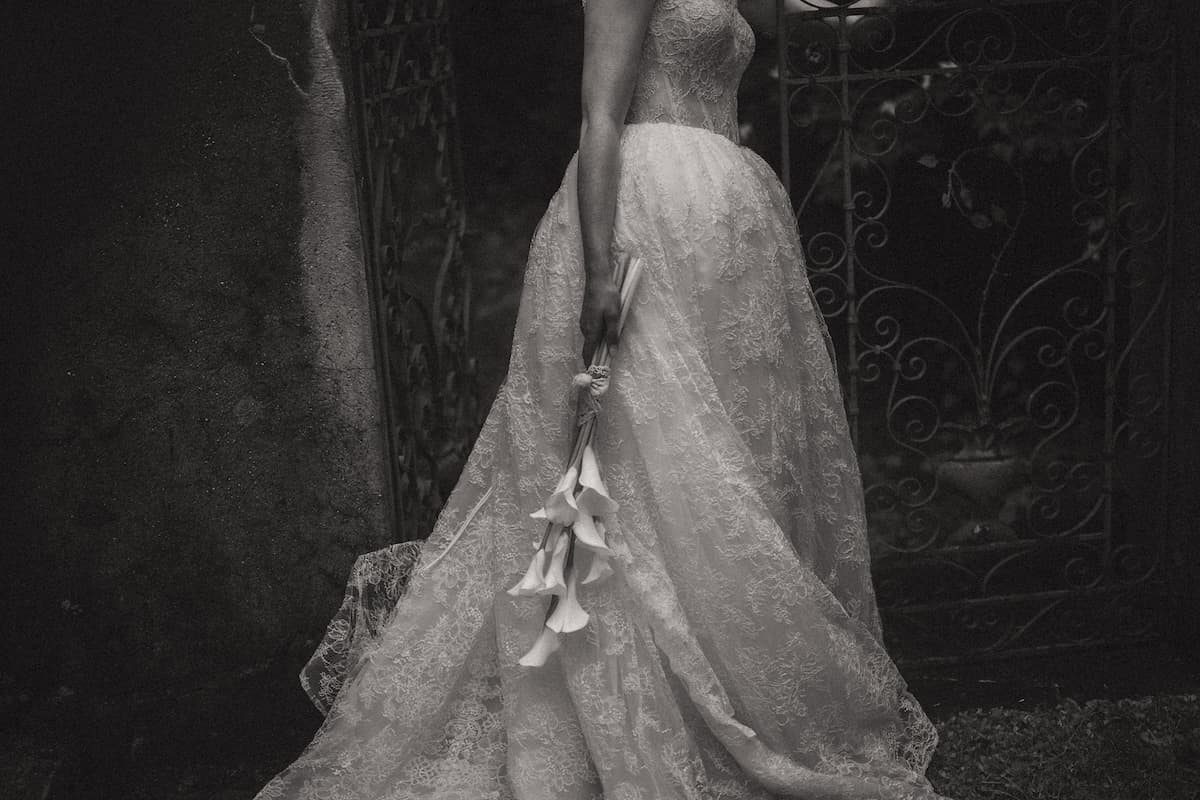 A Romantic Spring Wedding at the Caramoor Estate 14